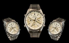 Seiko 7A28 - 7020 Quartz Chronograph Stainless Steel Wrist Watch as worn in the James Bond Film 'A