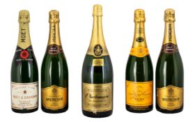 Collection of Champagne to include Moet & Chandon Premiere Cuvee; Veuve Clicquot Ponsardin; two
