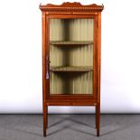 Edwardian inlaid mahogany display cabinet,