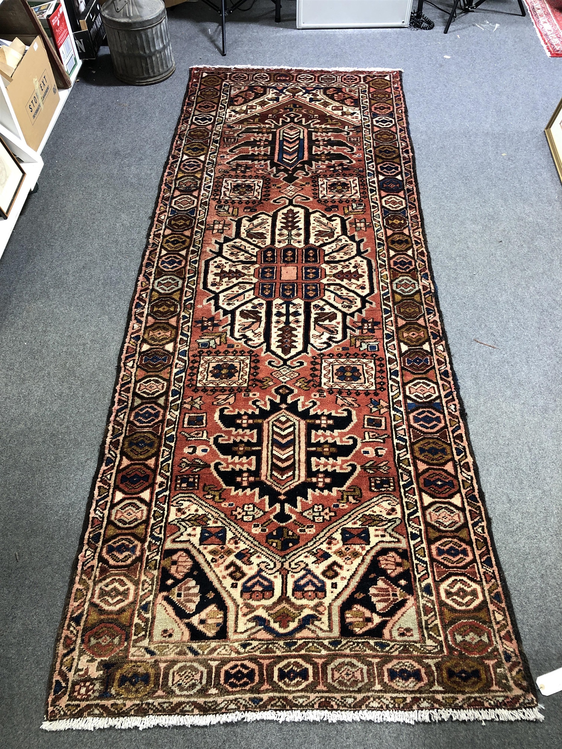 Karajeh carpet