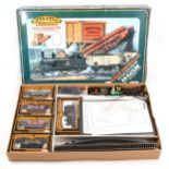 HO & OO gauge scale model construction kits mostly by Airfix