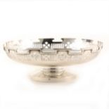 A silver pedestal bowl, Z Barraclough & Sons (James Henry & Herbert Barraclough), Sheffield 1919.