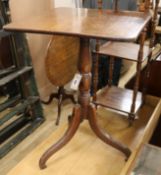 A Regency mahogany tilt-top table W.50.5cm