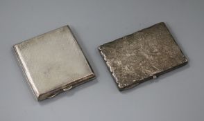 A late Victorian engraved silver card purse, Deakin & Francis, Birmingham, 1900 & a silver cigarette