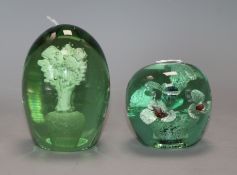 A Kilner two colour 'dump' paperweight and a sulphide 'dump' paperweight