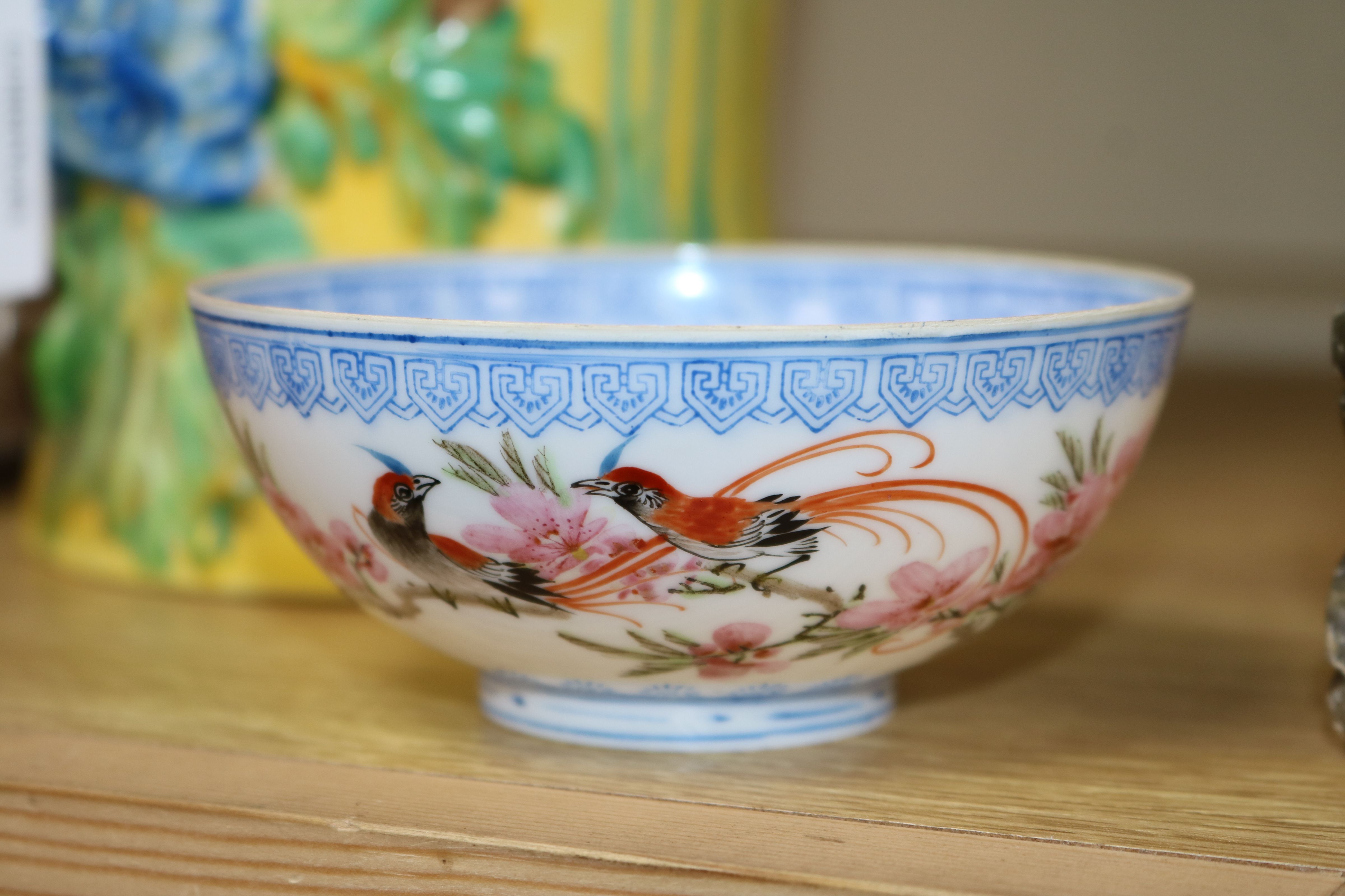 Three Chinese egg shell bowls, with fitted box - Image 3 of 9