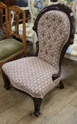 A Victorian button back nursing chair