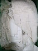 A quantity of lace and linen