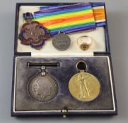 A WWI pair to 32536 Sergeant P.C.H. Bennett, Hampshire Regiment, fitted case, with a gold plated