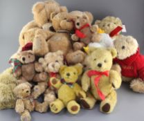 Seventeen assorted modern bears, tallest 20in.