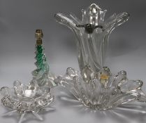 Four pieces of Art glass