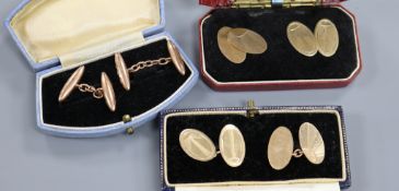 Three assorted pairs of 9ct gold cufflinks.