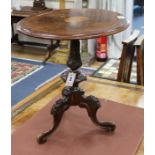 A Victorian walnut occasional table W.59cm