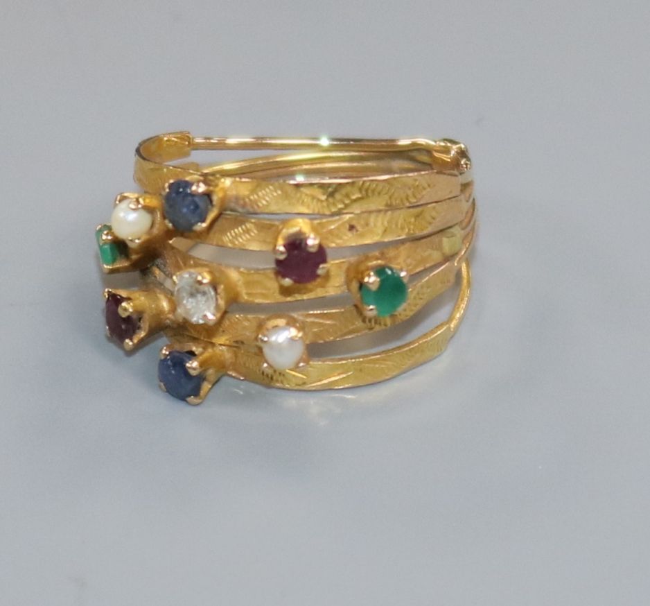 A yellow metal and multi gem set multi shank ring (a.f.), size H. - Image 2 of 2