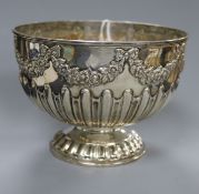 An Edwardian silver rose bowl, William Hutton & Sons, London 1903, 16cm, 10 oz.