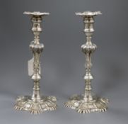 A pair of George II style silver candlesticks, Harrods Ltd, London 1969, 25.8cm, 50.5 oz.