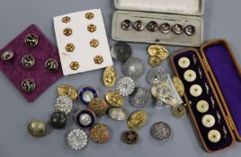 A collection of mixed buttons including French enamel, cased sets etc