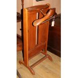 A dumb waiter W.44.5cm