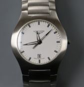 A gentlemans' stainless steel Longines quartz wrist watch.