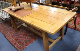 An oak farmhouse dining table Length 184cm