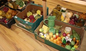 Mixed SylvaC and Slater vegetable shaped, lidded ceramic pots, etc.