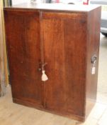 A late 18th century oak cupboard / cabinet W.92cm