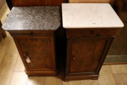 A pair of Continental Art Nouveau bedside cupboards with marble tops W.41 and 42cm