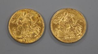 Two gold sovereigns, 1910 and 1912, VF