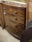 An early Victorian bow-fronted mahogany chest of drawers W.104cm
