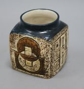 A Troika marmalade jar, by Jane Fitzgerald, c.1976-83 9.5cm