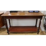 A late Victorian mahogany serving table W.152.5cm