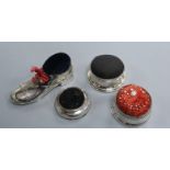 An Edwardian silver pin cushion formed as a gentleman's shoe with wooden sole, Blanckansee & Son Ltd
