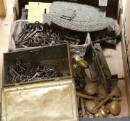 A quantity of mixed metal door furniture, keys etc