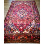 A Lilihan carpet W275 x 164cm
