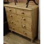 A Victorian pine chest of drawers W.95cm