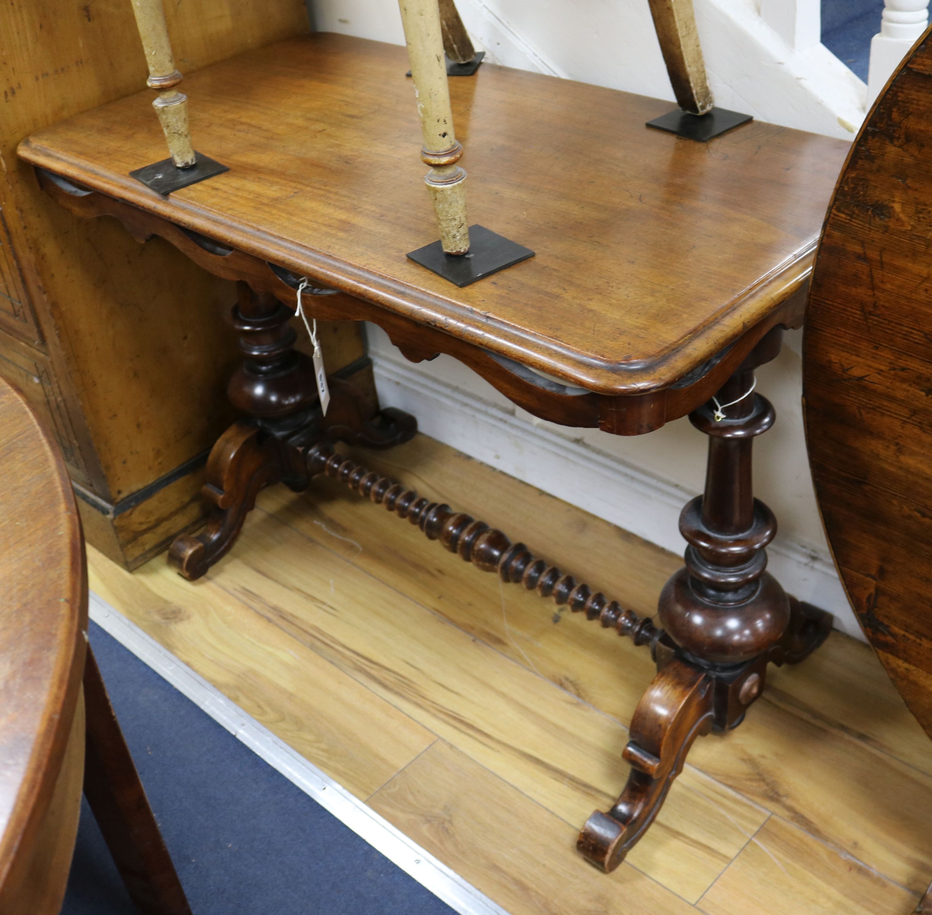 A mid Victorian mahogany centre table W.98cm