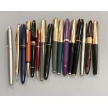 A mixed collection of vintage fountain pens, Parker, Omas, Sheaffer, etc. (18)