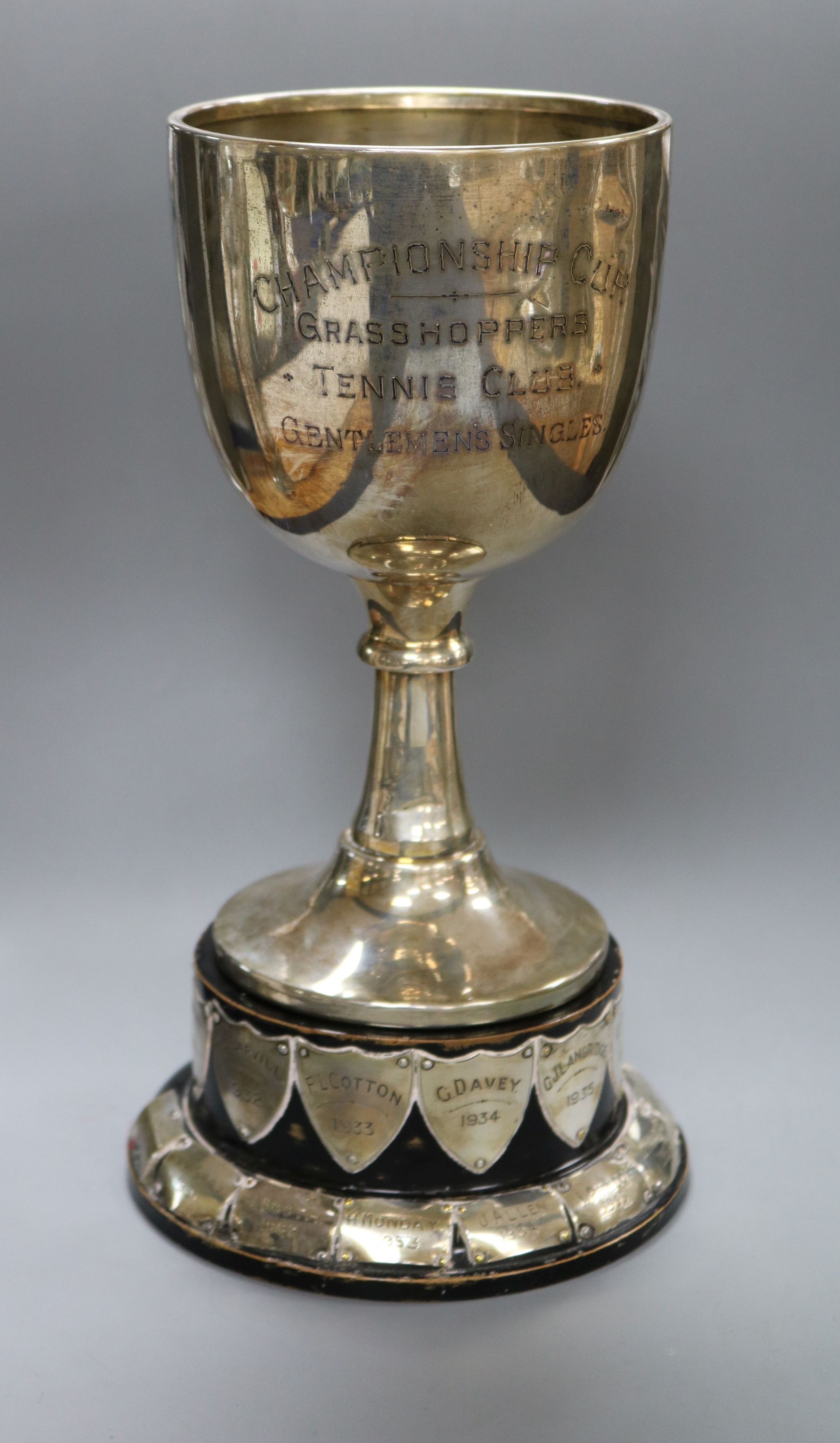 A George V silver presentation tennis trophy cup, S. Blanckensee & Sons Ltd, Chester, 1932, on
