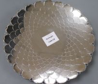 A George V silver fish scale pattern shallow fruit dish, by Mappin & Webb, Sheffield, 1933, 25.