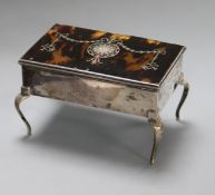A George V silver and tortoiseshell trinket box, William Comyns, London, 1914, width 12cm.