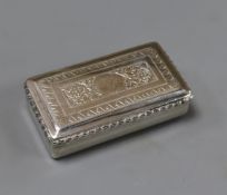 A George IV engraved silver snuff box by Thomas Newbold, Birmingham, 1823, 6cm.