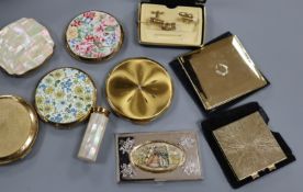 Assorted compacts, cufflinks etc.