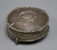 A George V silver circular trinket box, Birmingham, 1910, 95mm.