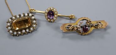 A Victorian yellow metal and citrine and split pearl cluster brooch and two other gem set bar