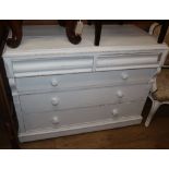A painted chest of drawers W.117cm