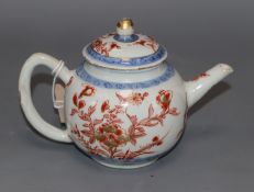 A Chinese Kangxi period Imari teapot and cover