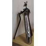 Arnolds and Sons. A late 19th century steel equine speculum