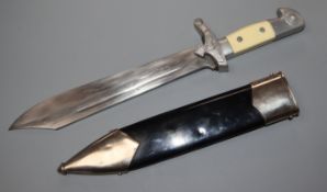 A German Teno dagger, maker Eickhorn, blade and scabbard numbered