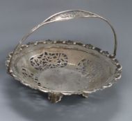 A 20th century Chinese white metal basket by Zee Sung, diameter 19cm.