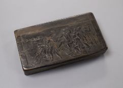 A 19th century pressed horn snuff box 'Death of Socrates' 10 x 6cm